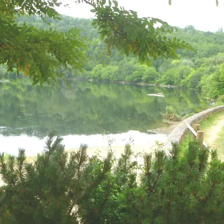 Route De Pelege Le Fleix