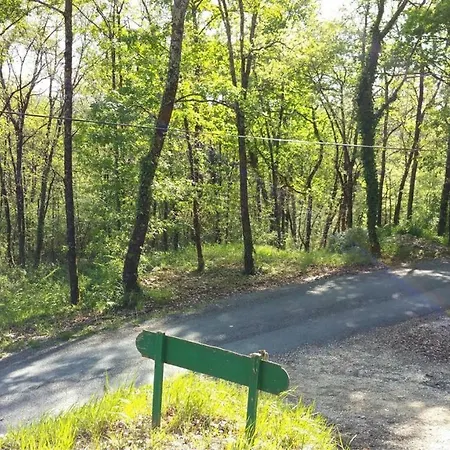 Route De Pelege Le Fleix