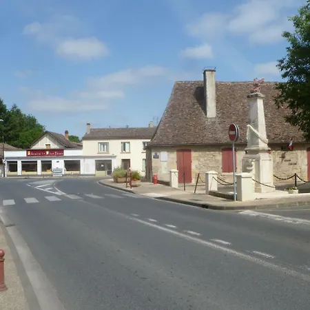 Route De Pelege Le Fleix